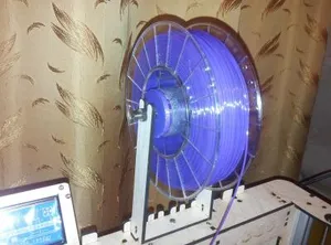 Держатель для катушки с филаментом