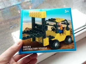 Ноги для LEGO-совместимого человечк...