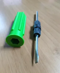 Screwdriver handle