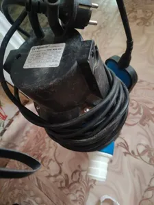 Штуцер или патрубок для дренажного...