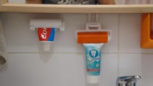 Держатель зубной пасты (с крючками...