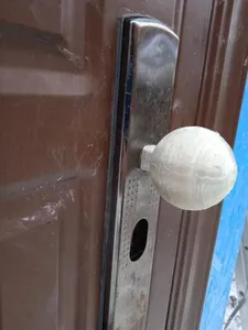 Ручка дверная поворотная