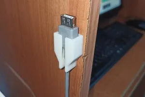 Держатель удлинителя USB