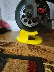 Ninebot P100 Подставка для вертикал...