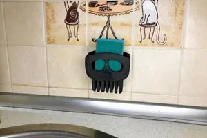 Держатель для губки на присоске. Че...