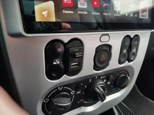 Кнопка на два USB выхода в Renault...