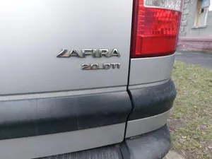 Заглушка на бампер OPEL ZAFIRA 2.0D...