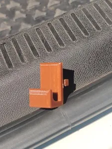 Крючек для багажника renault fluenc...
