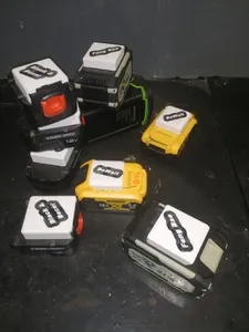 Крышки для аккумуляторов DEWALT, B...