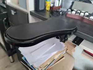 Опора под руку для стола.