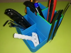 Стаканчик для карандашей и ручек