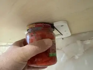 Открывашка для банок с винтовыми кр...