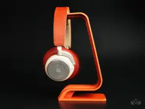 Tsunami Headphone Stand