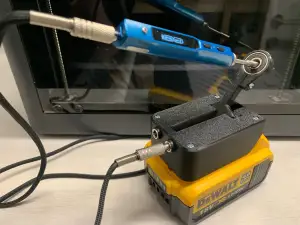 TS100 or pinecil v2 Dewalt battery soldering station / Аккумуляторная паяльная станция  Dewalt