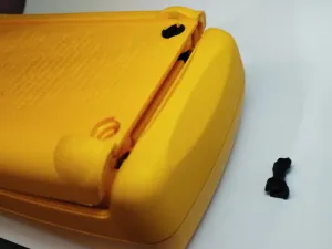 Replacement battery cover screw for Fluke 189, 87 IV, 89 IV, 187, 789, 725, 726