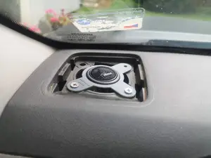 Nissan Navara/Frontier D40 tweeter bracket