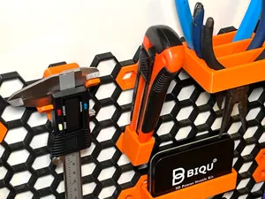 Honeycomb storage wall, Ellix cutter knife holder