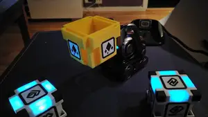 Cozmo Anki / Vector - Improved container 