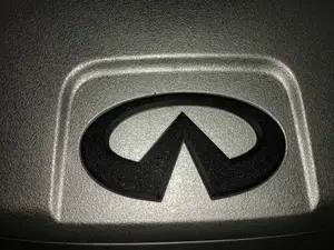 G35, G37, Infiniti, VQ35HR, VQ37HR Engine Cover Emblem Logo