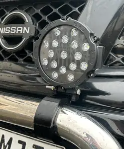 Lampenhalter Nissan Navara D40 Frontbügel