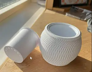 Plant pot