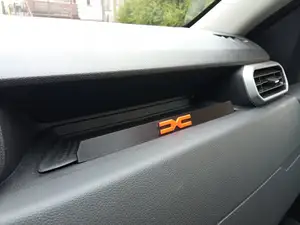 Daia Duster II dash block
