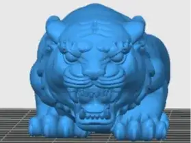 匍匐攻击老虎