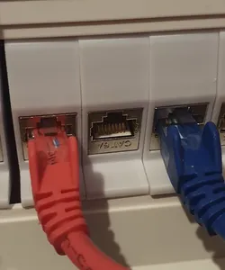 DIN rail frame for Keystone