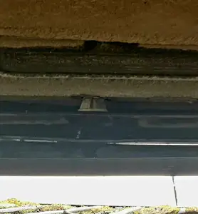 Fiat 500 Abarth threshold clip