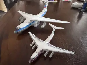Ilyushin Il-76 1:200