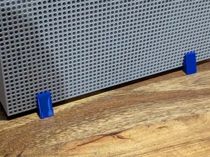 Xbox One S stand (vertical)