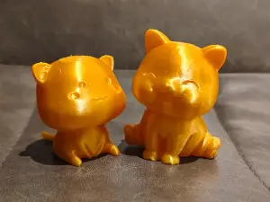 一对超级可爱的小猫咪