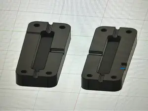Wire splice mold