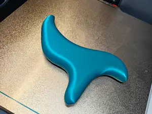 三角按摩器