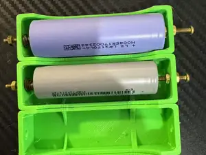 可扩展21700和18650通用电池盒无支撑打印