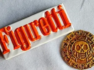 Moneda azteca versión piratas del caribe