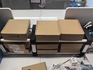 桌面收纳，可无限左右，上下扩展