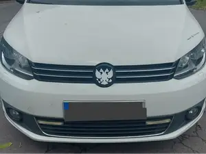 VW Touran Frontgrill Emblem –mit Russland-Wappen