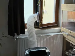 air conditioning warm air outlet