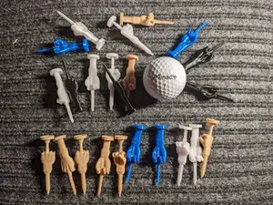 Novelty golf tee