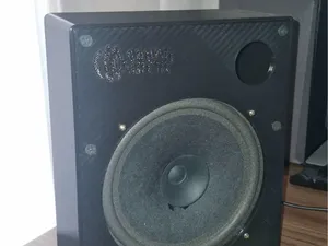 Caja Parlante de 6" DIY diseño compacto y elegante