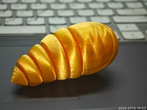 黄金蚕蛹——解压玩具