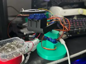very simple arduino robot only servo needed