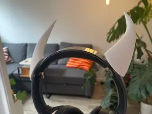Hornet Horns for XM Headphones (Hollow Knight)