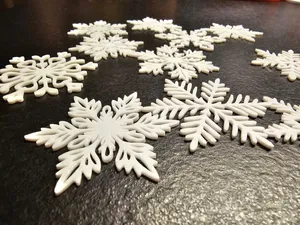 Schneeflocken – Weihnachts-Deko Set (16 Stück)