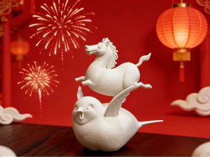 马踏飞燕  白瓷天马踏飞燕，红年烟火跃新春    新年超越极限、一往无前