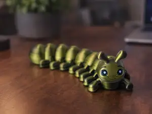 Articulated Caterpillar Toy – Flexi Desk Buddy