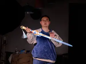原神白马仙人兹白专武朏魄含光电筒发光版