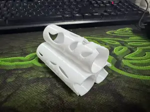 叠影·鱼虾仿生躲避塔
