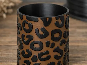 Behälter mit Leoparden Muster